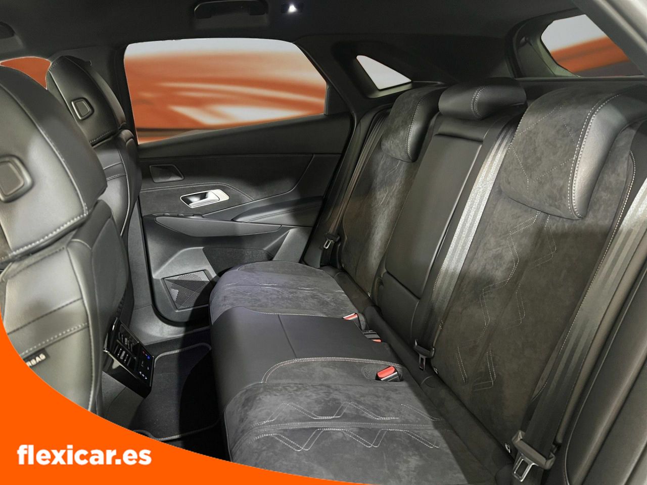 Foto DS Automobiles DS 7 Crossback 10