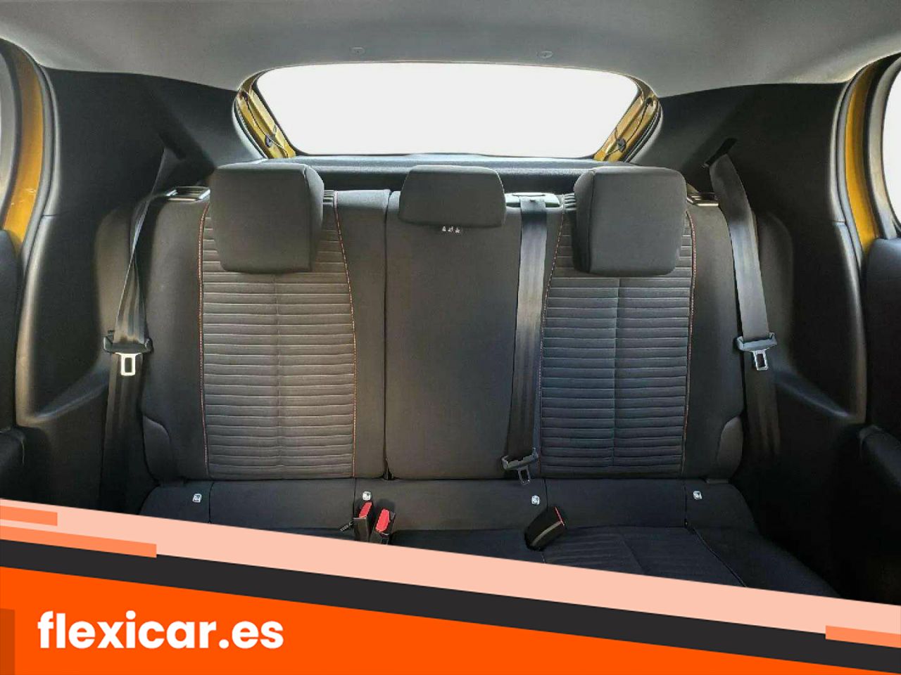 Foto Peugeot 208 16