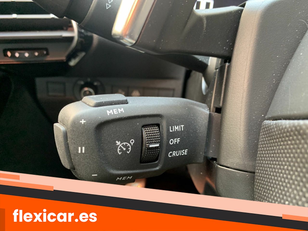 Foto DS Automobiles DS 7 18