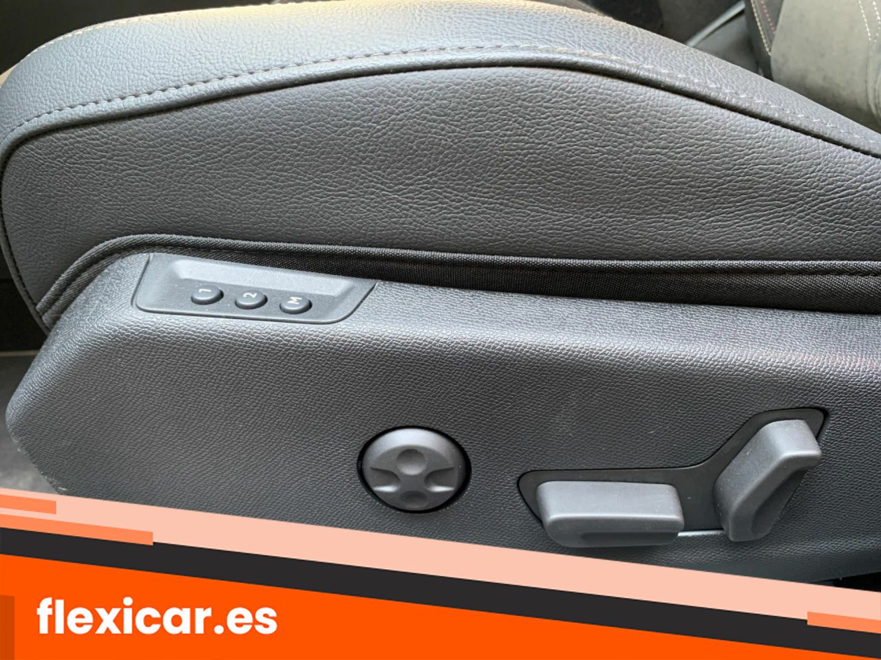 Foto DS Automobiles DS 7 13