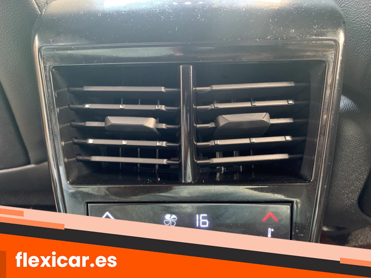 Foto DS Automobiles DS 7 16