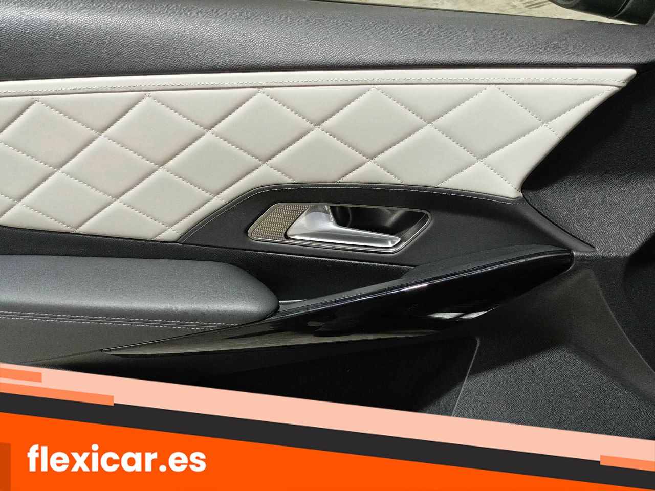 Foto DS Automobiles DS 7 21