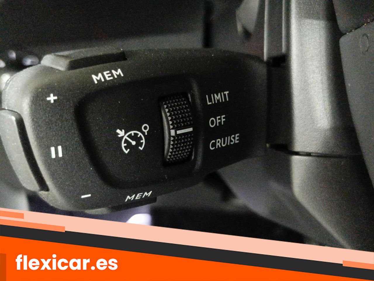 Foto DS Automobiles DS 7 26