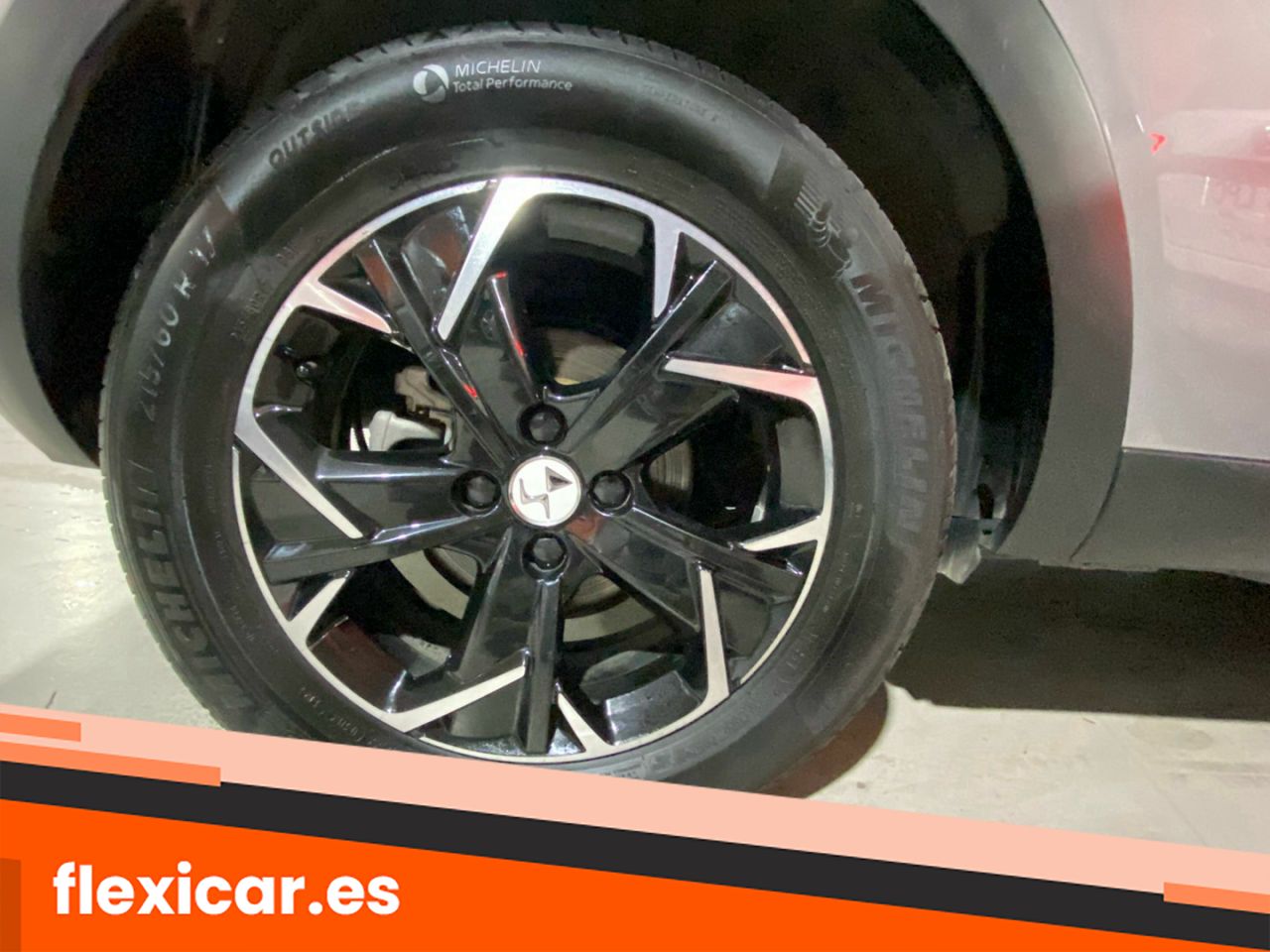 Foto DS Automobiles DS 3 25