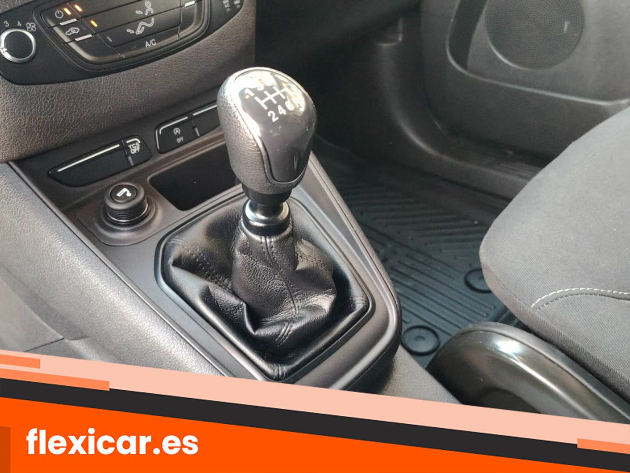 Foto Ford Transit  Courier 14