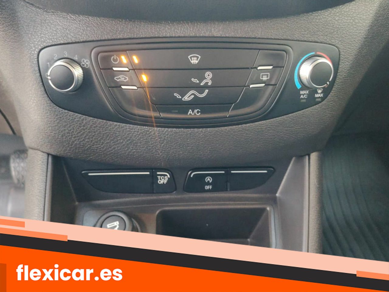 Foto Ford Transit  Courier 17