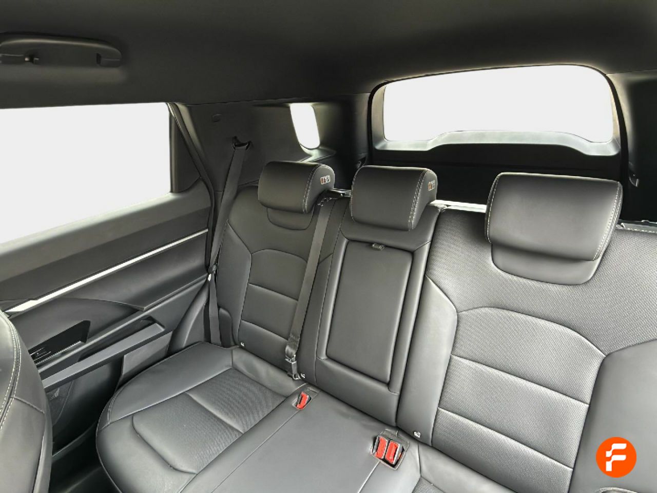 Foto SsangYong Torres 17