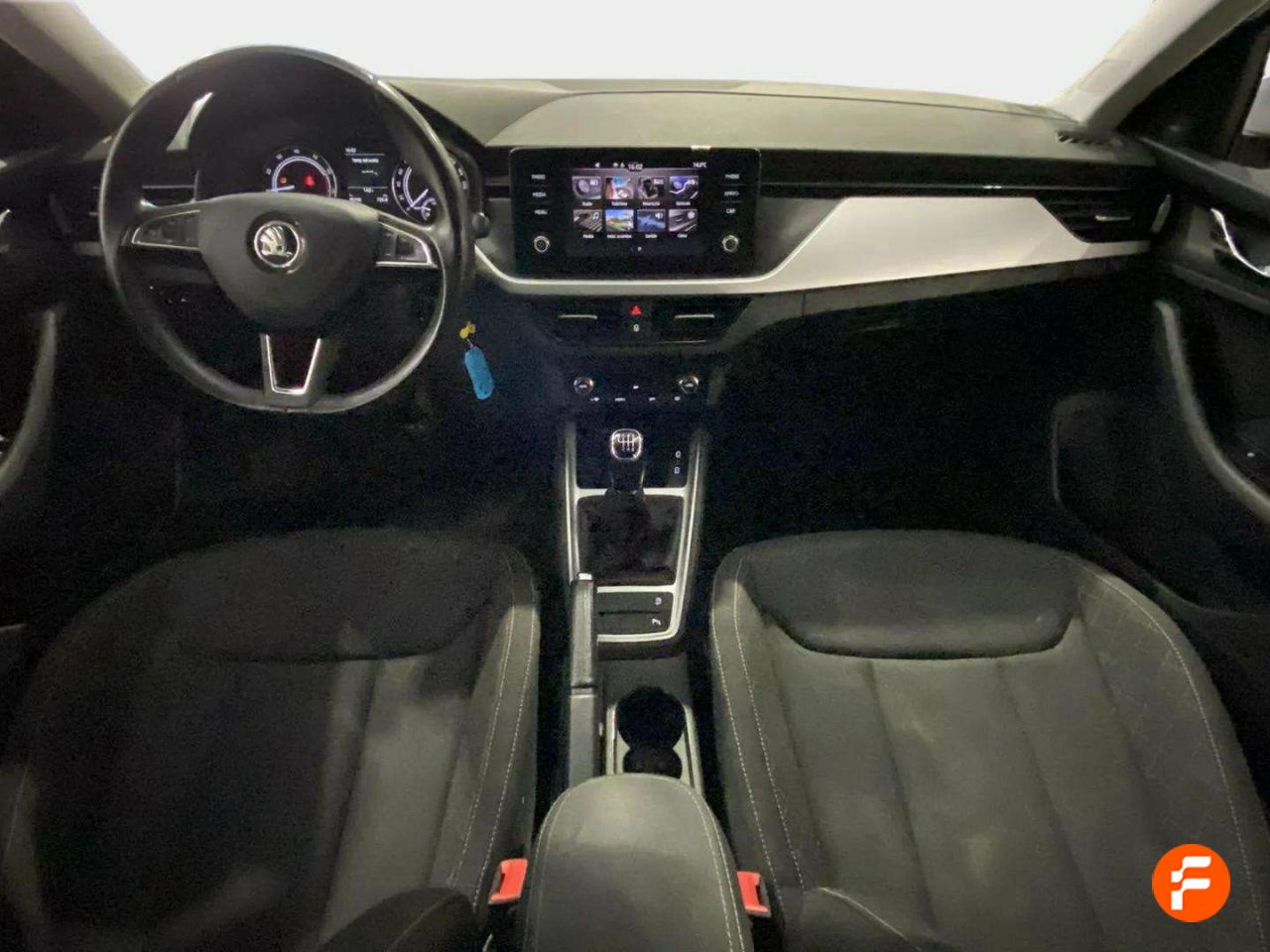 Foto Skoda Scala 13