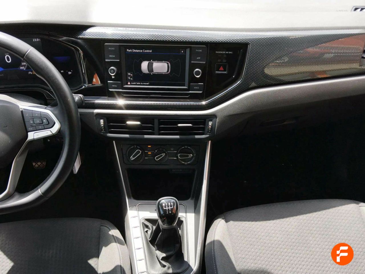Foto Volkswagen Taigo 11