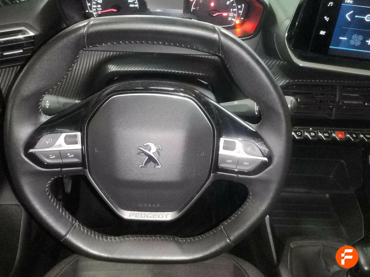 Foto Peugeot 208 21