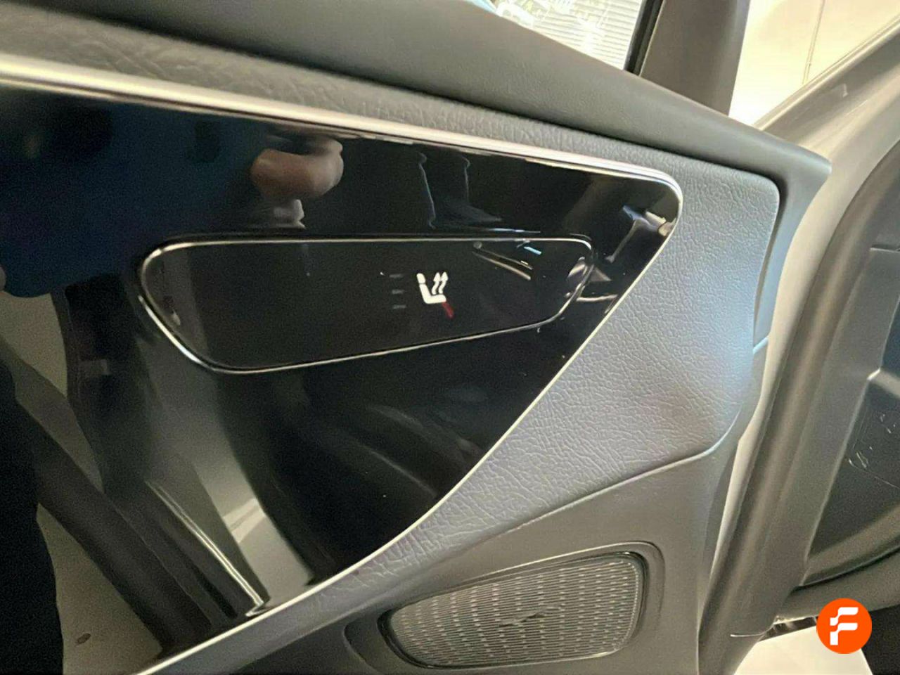 Foto Mercedes-Benz Clase GLC 27