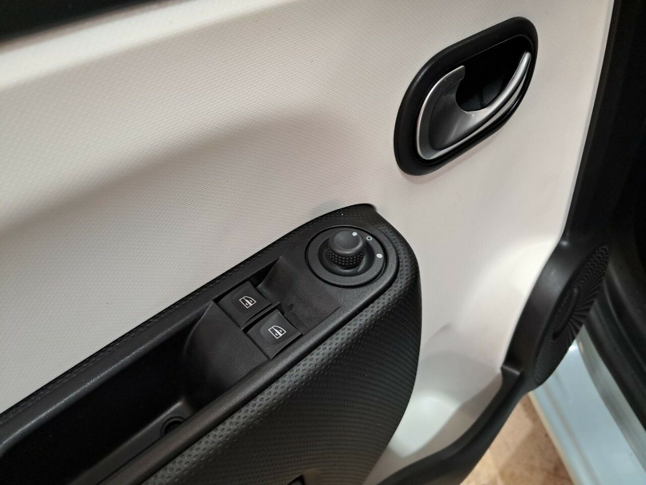 Foto Renault Twingo 33