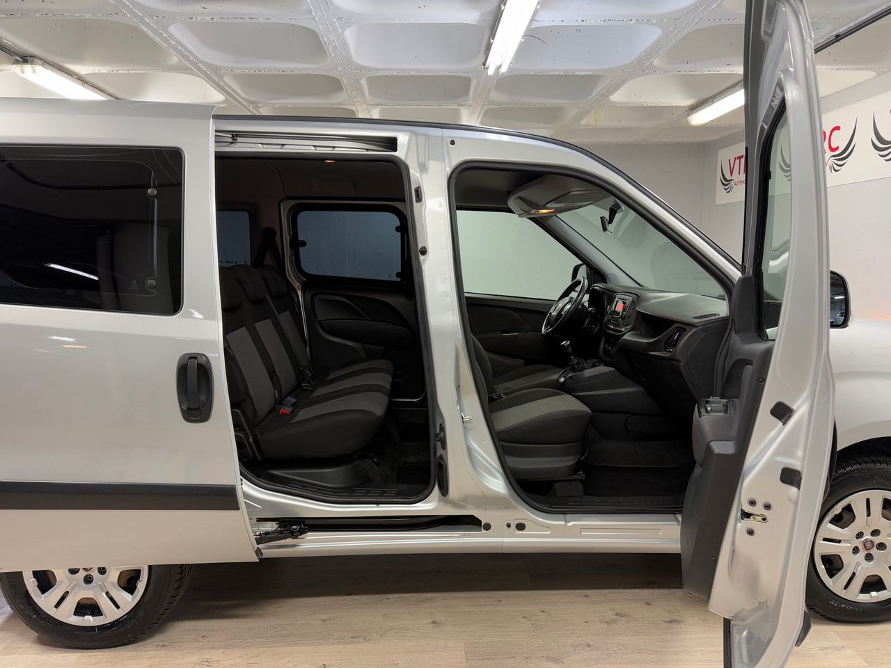 Foto Fiat Doblo 12