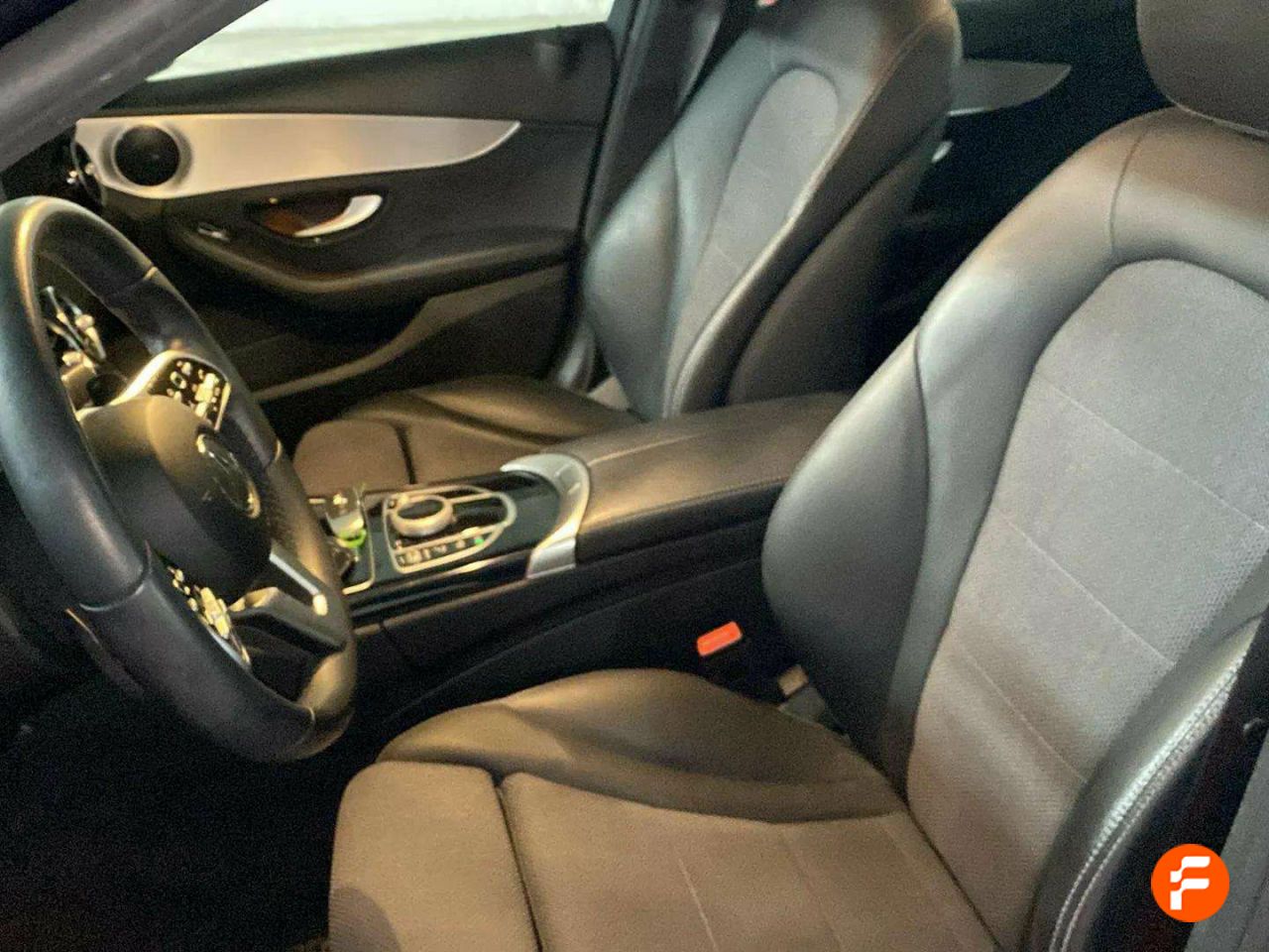 Foto Mercedes-Benz Clase C 23