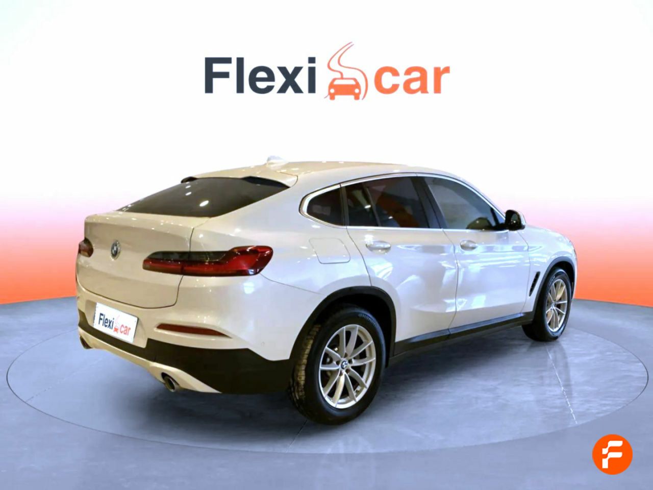 Foto BMW X4 8