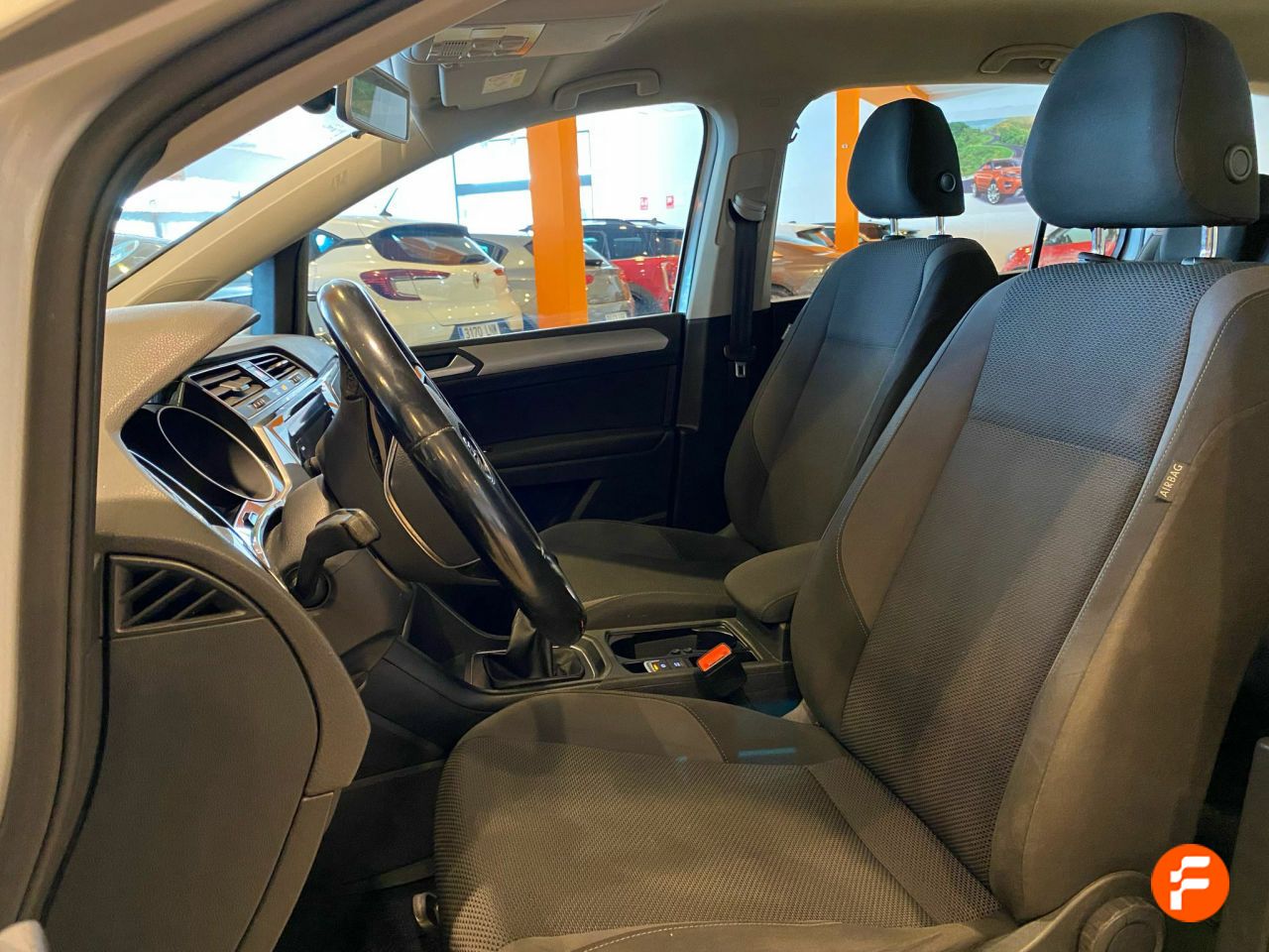 Foto Volkswagen Touran 11