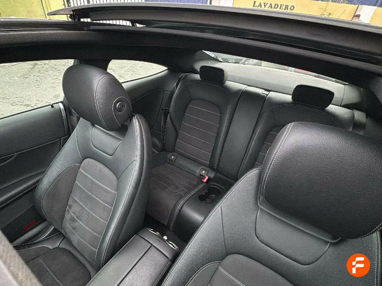 Foto Mercedes-Benz Clase C 28