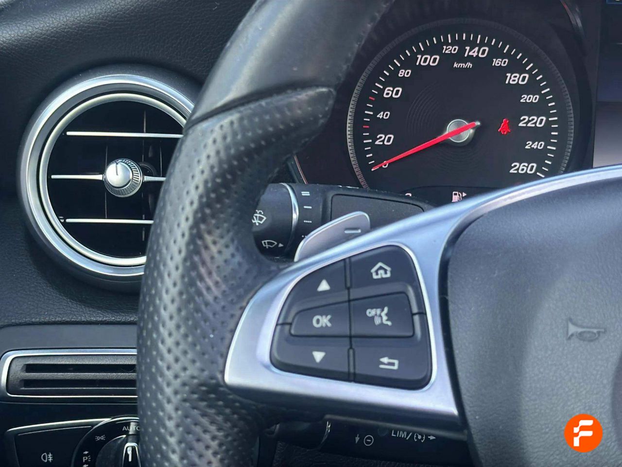 Foto Mercedes-Benz Clase C 17