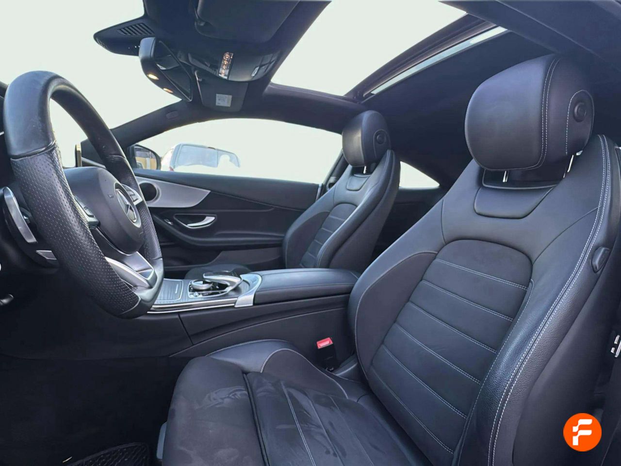 Foto Mercedes-Benz Clase C 25