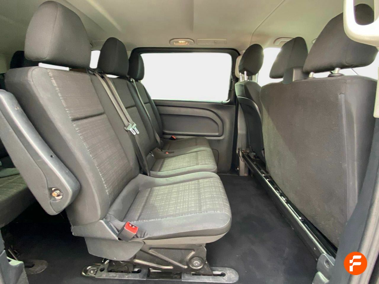 Foto Mercedes-Benz Vito 17