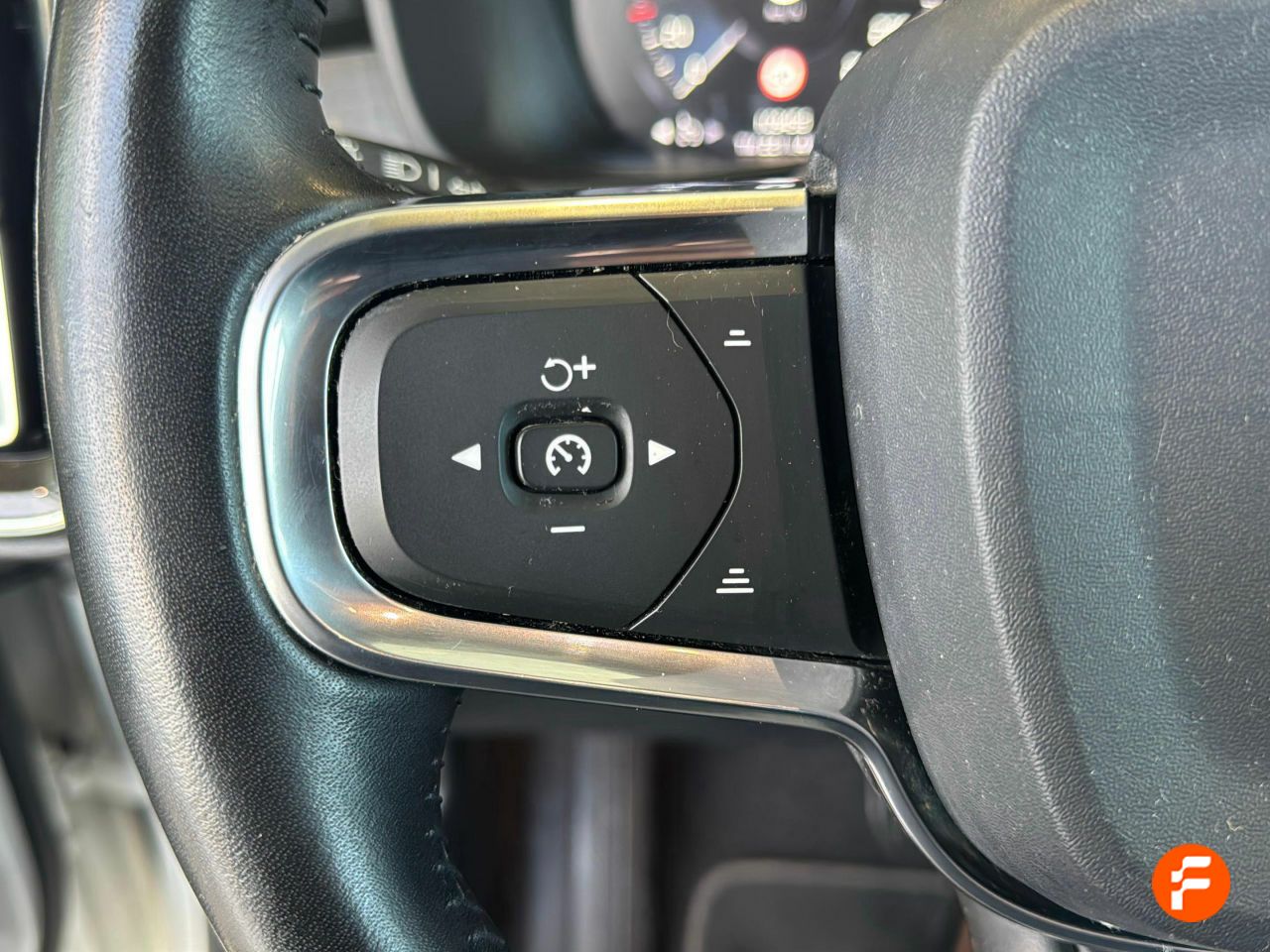 Foto Volvo XC40 13