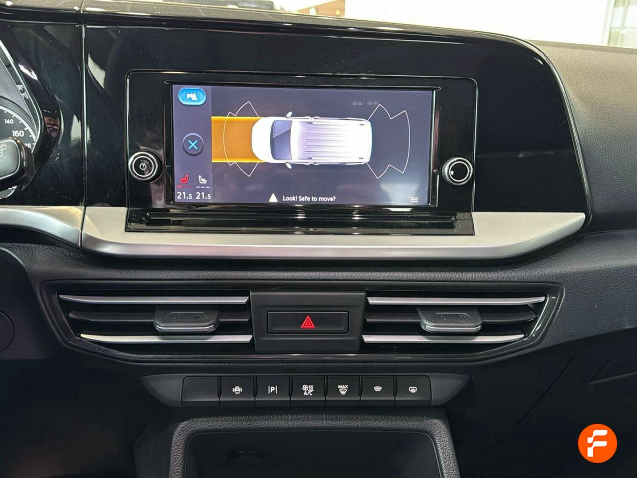 Foto Ford Tourneo Connect 16