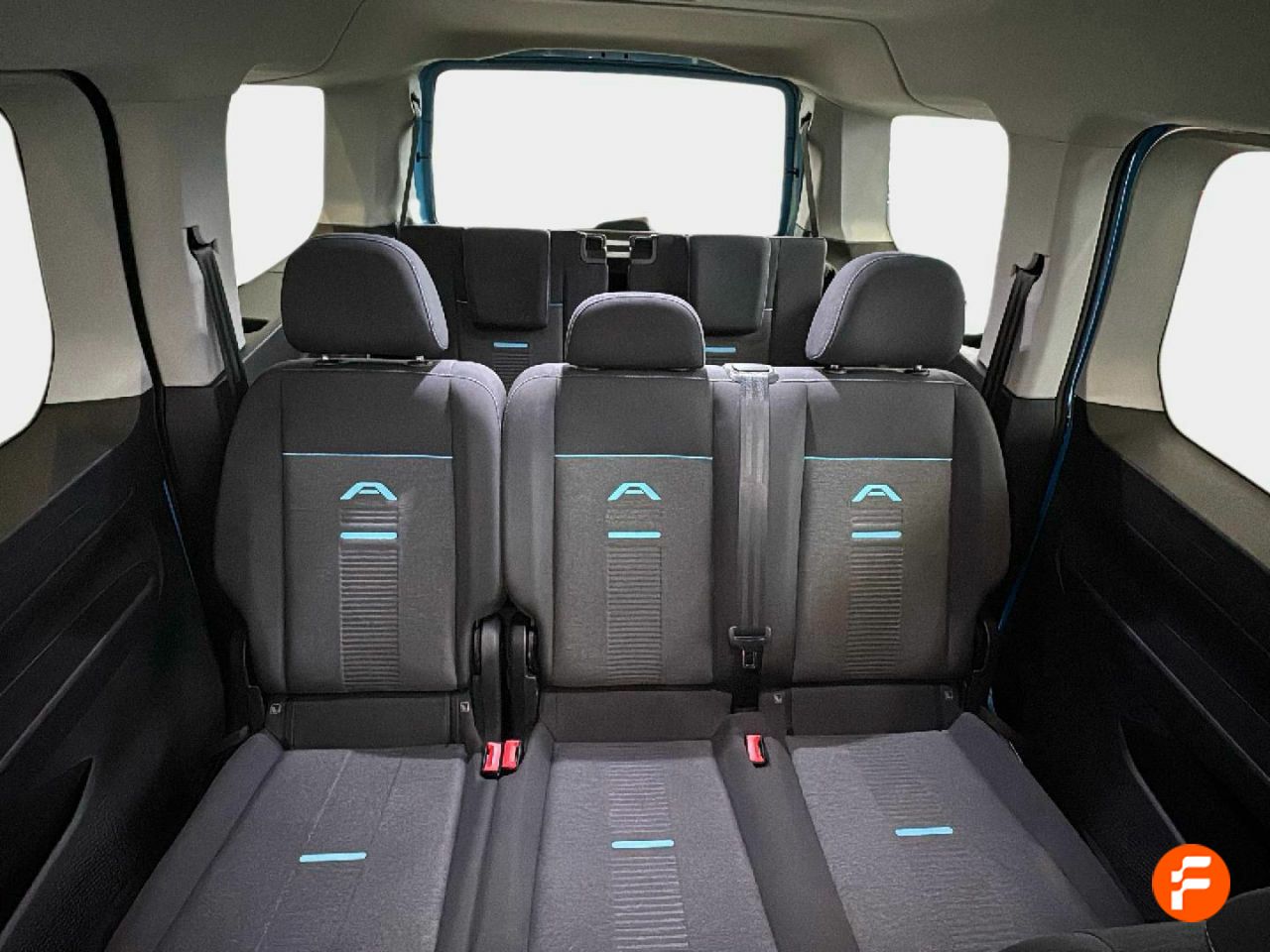 Foto Ford Tourneo Connect 20