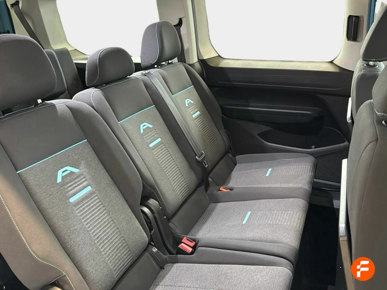 Foto Ford Tourneo Connect 21