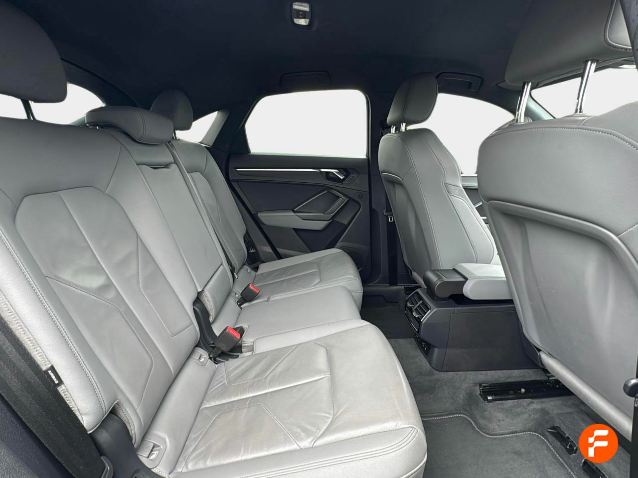 Foto Audi Q3 21