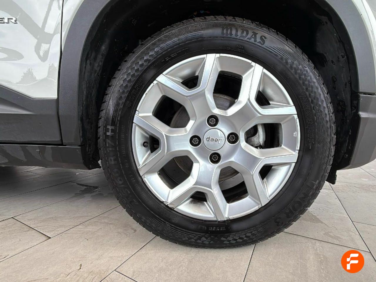 Foto Jeep Avenger 5