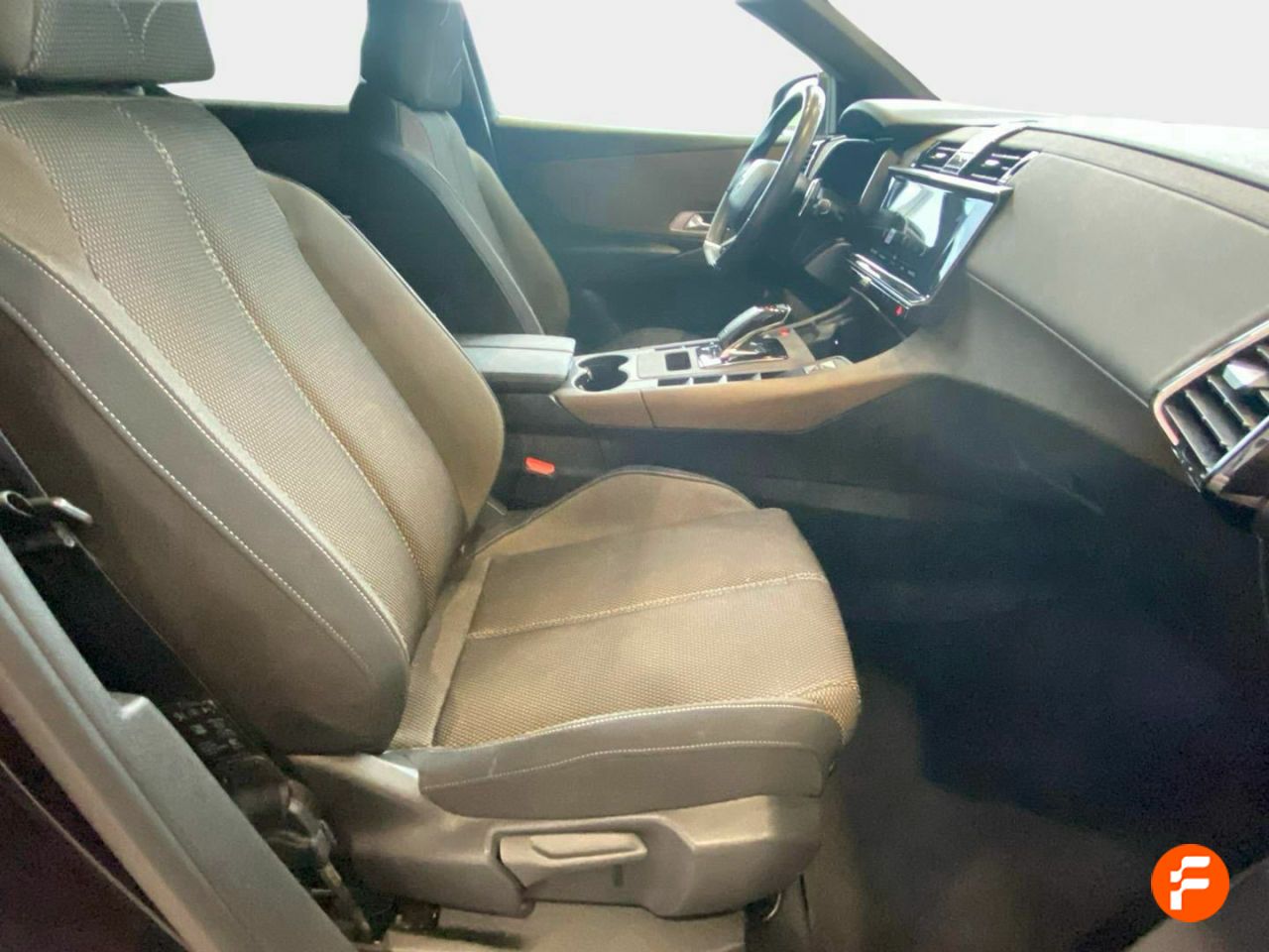 Foto DS Automobiles DS 7 15