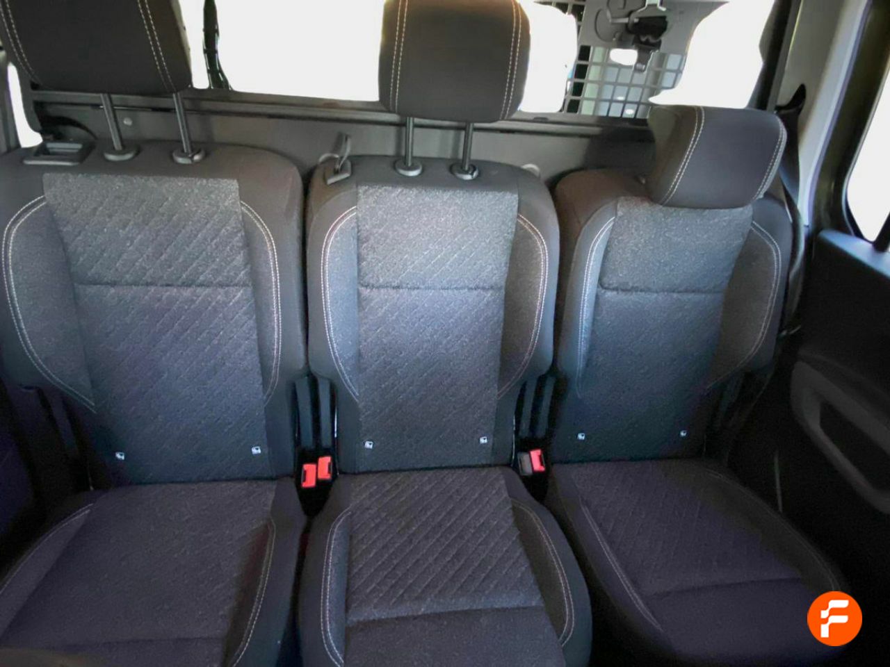 Foto Peugeot Rifter 20