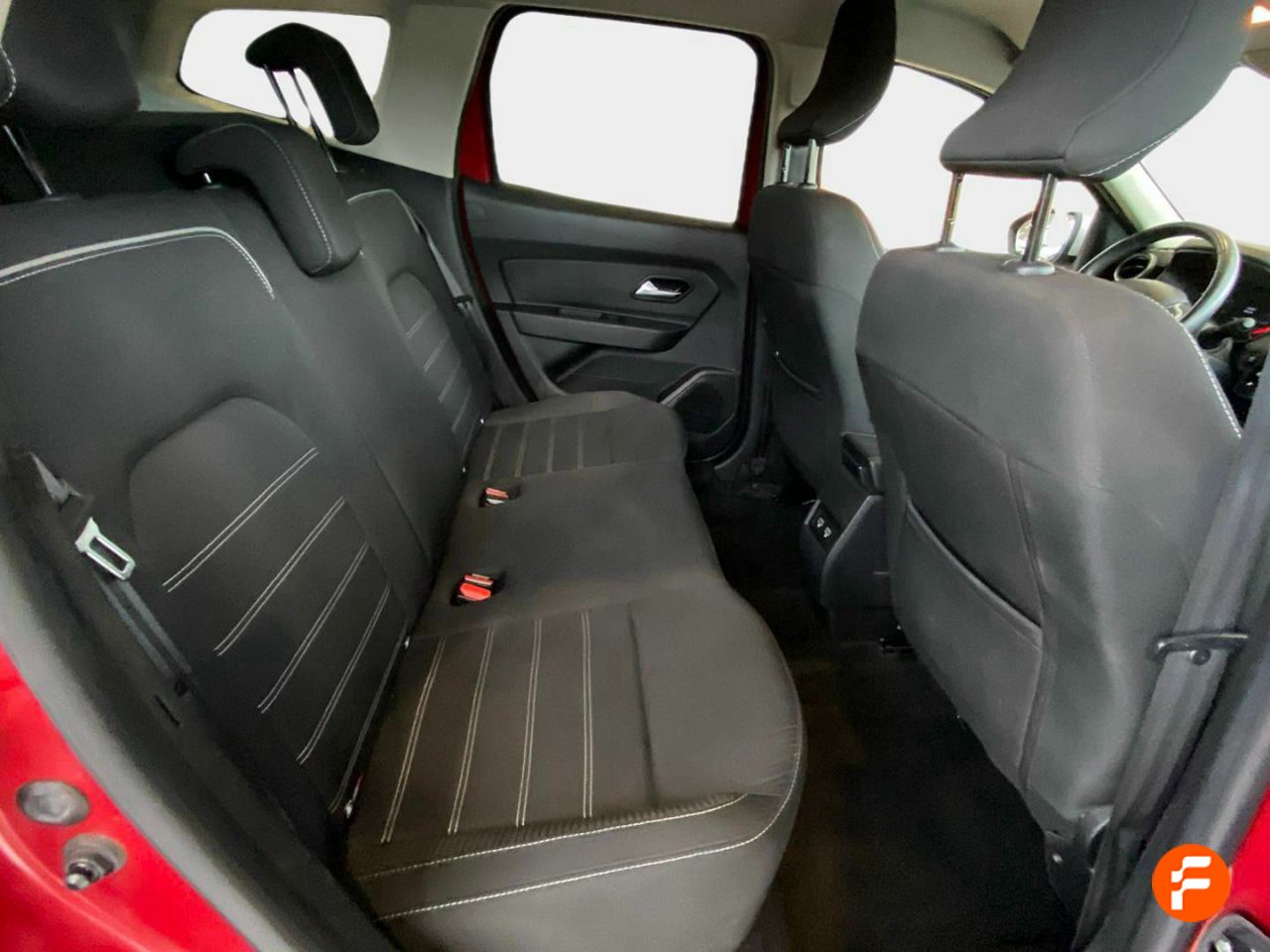 Foto Dacia Duster 16