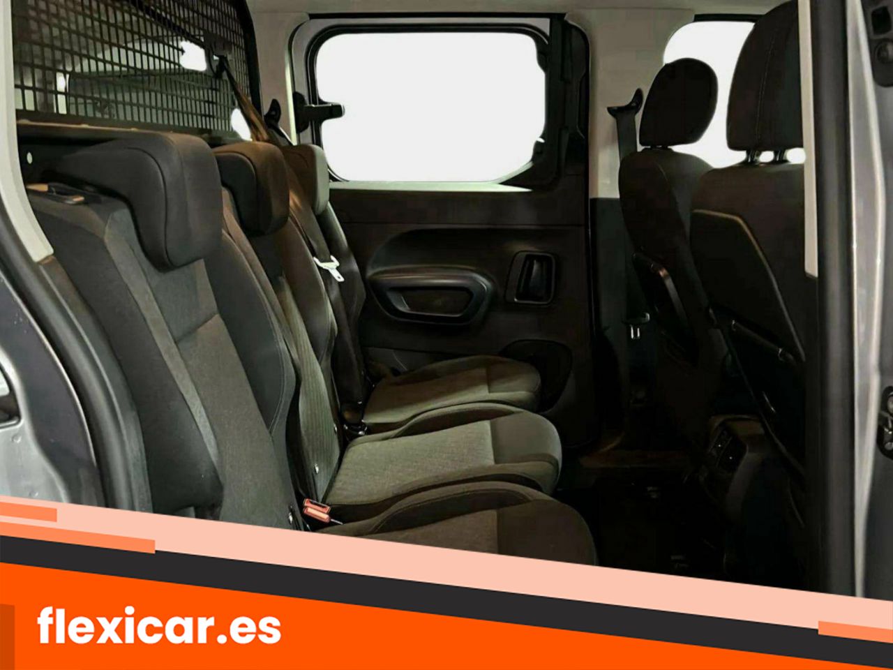 Foto Peugeot Rifter 8