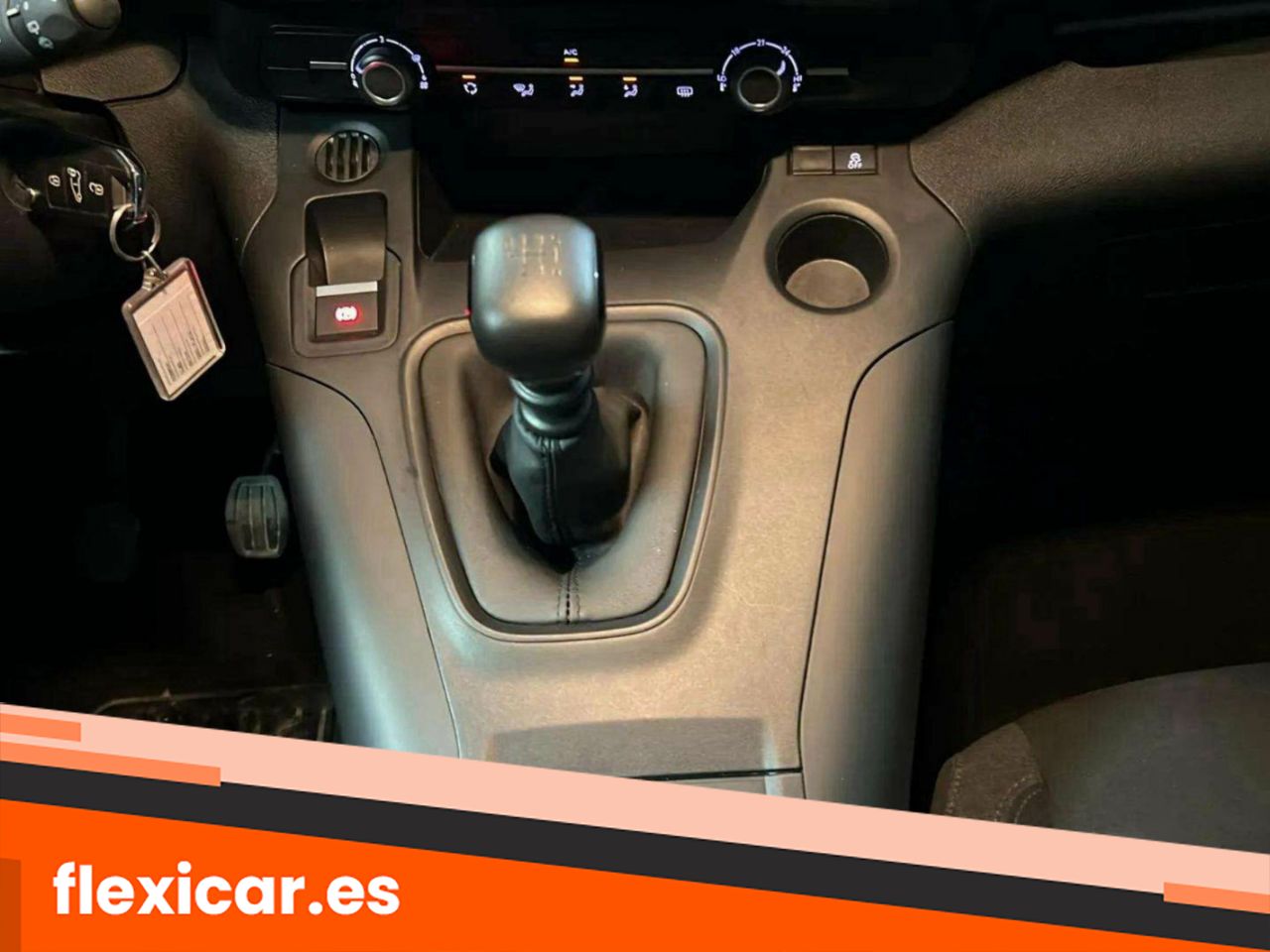 Foto Peugeot Rifter 14
