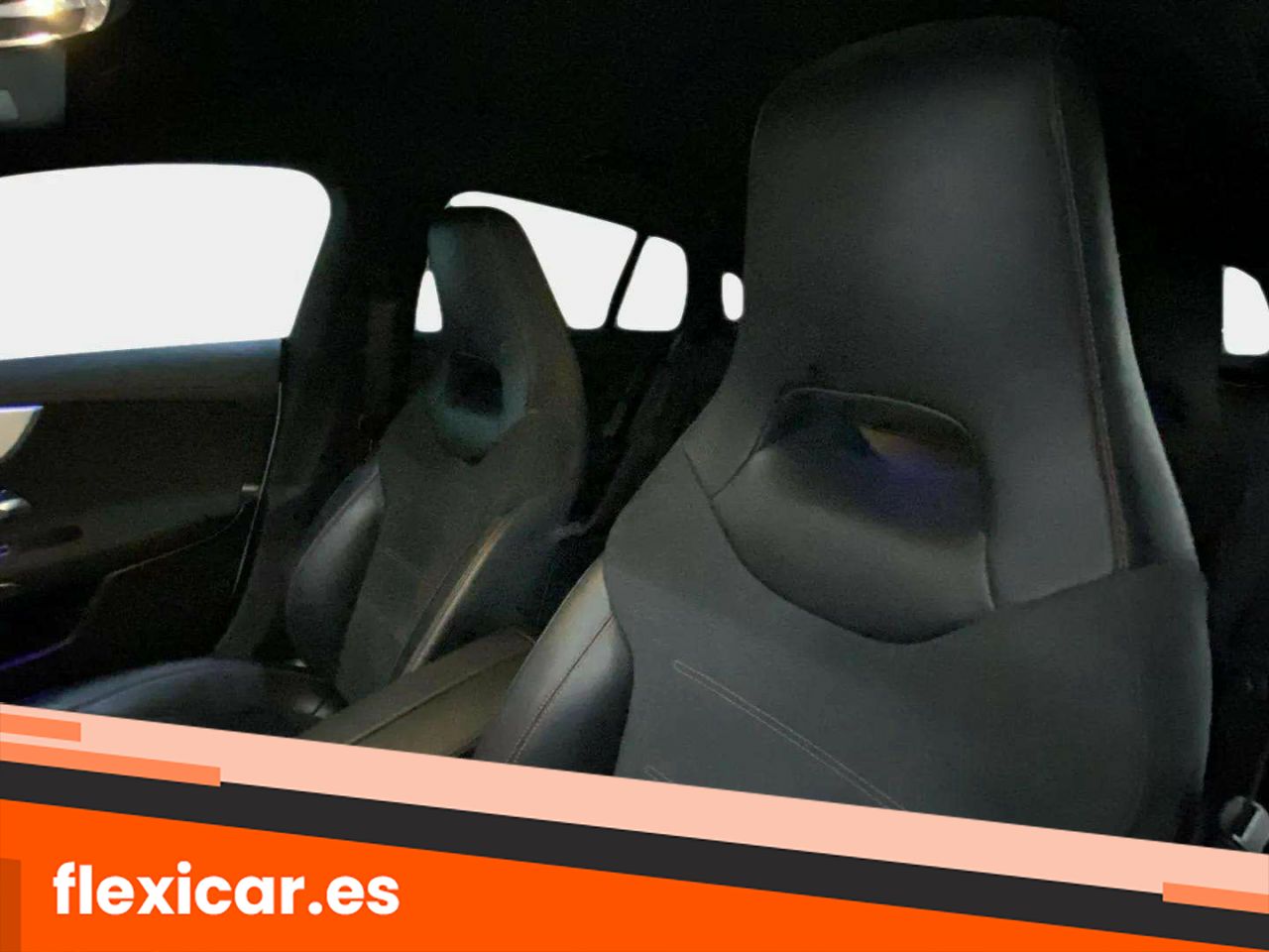 Foto Mercedes-Benz Clase CLA 11