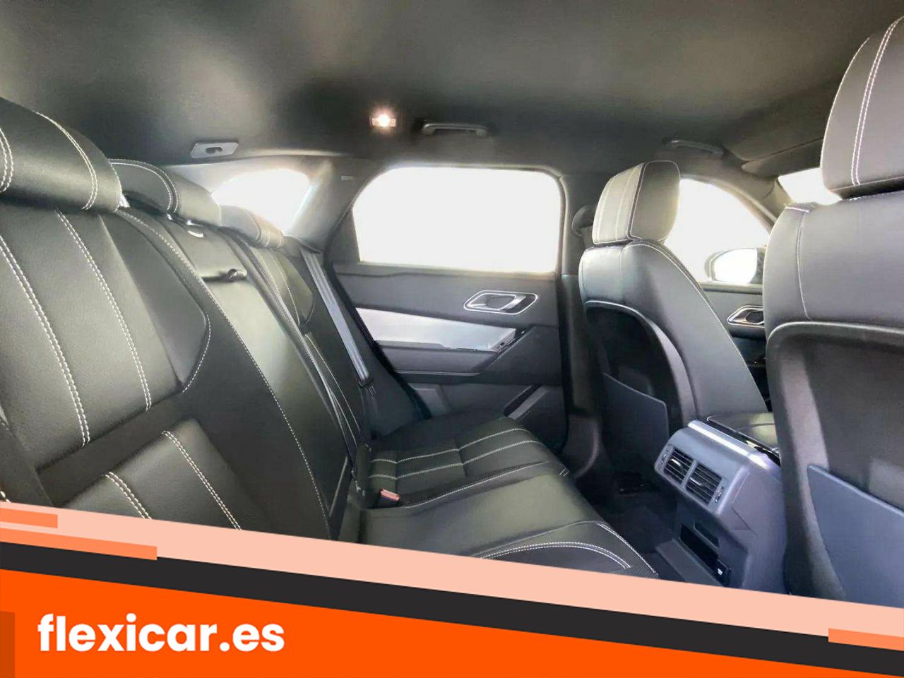 Foto Land-Rover Range Rover Velar 15