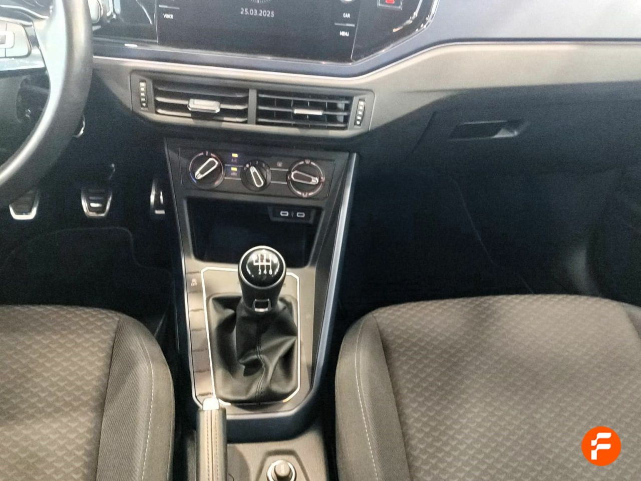 Foto Volkswagen Polo 16