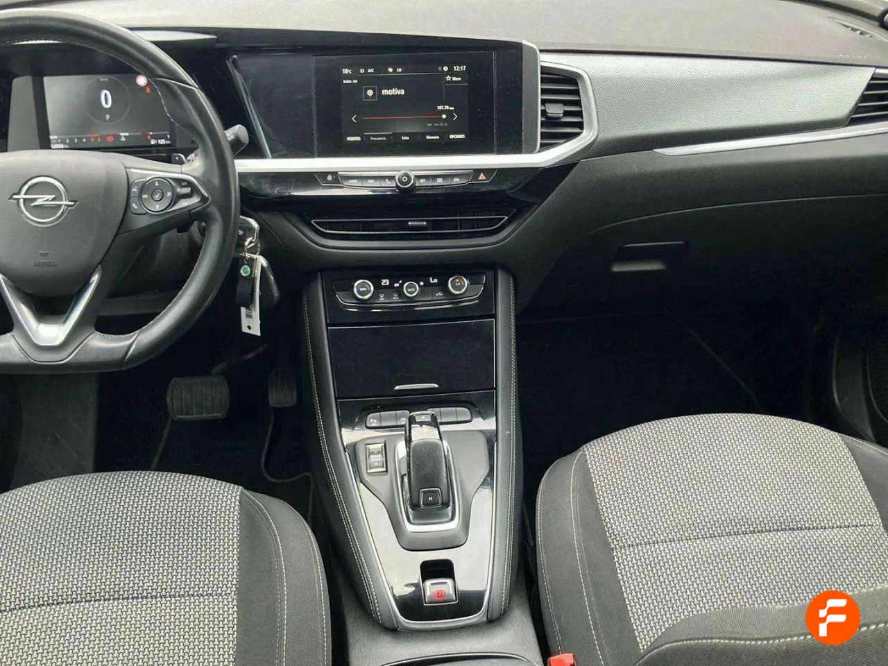 Foto Opel Grandland X 12