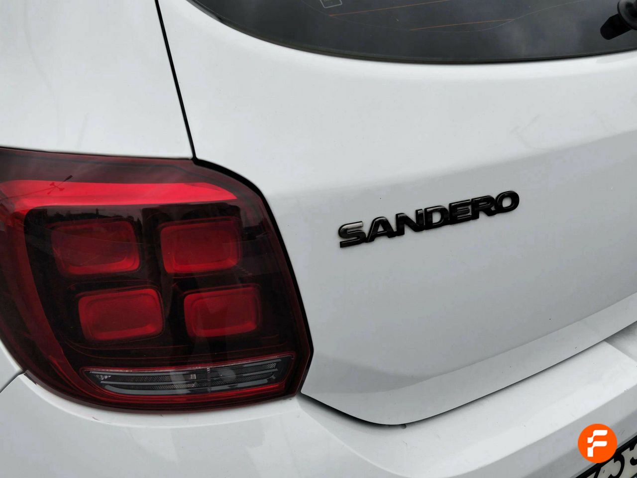 Foto Dacia Sandero 11