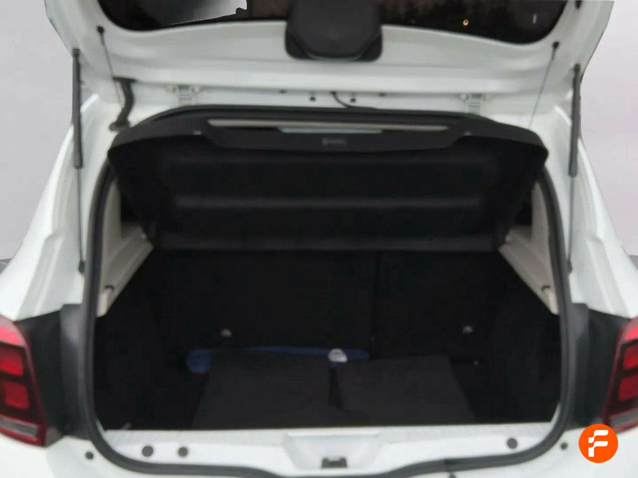 Foto Dacia Sandero 12
