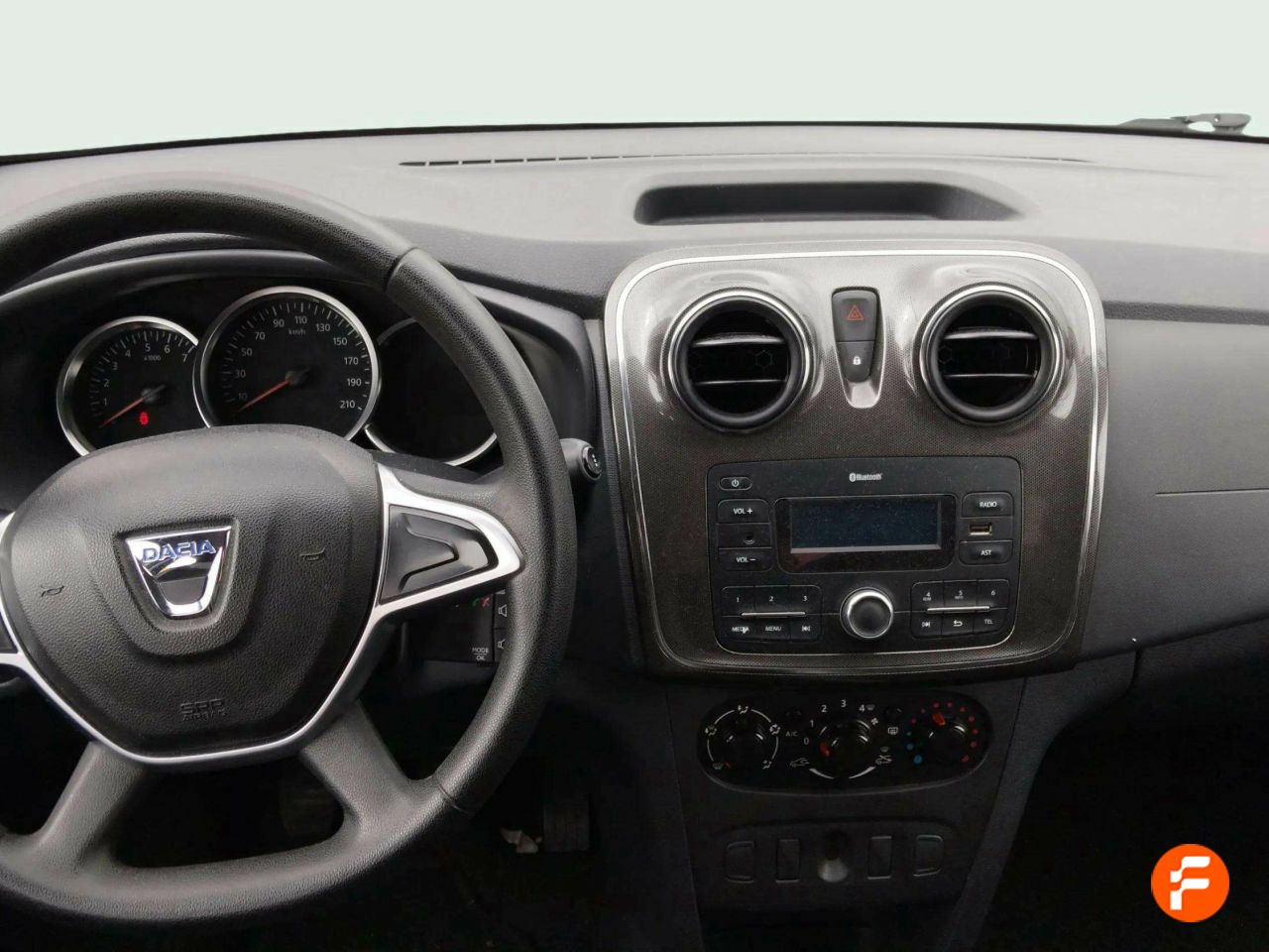 Foto Dacia Sandero 13