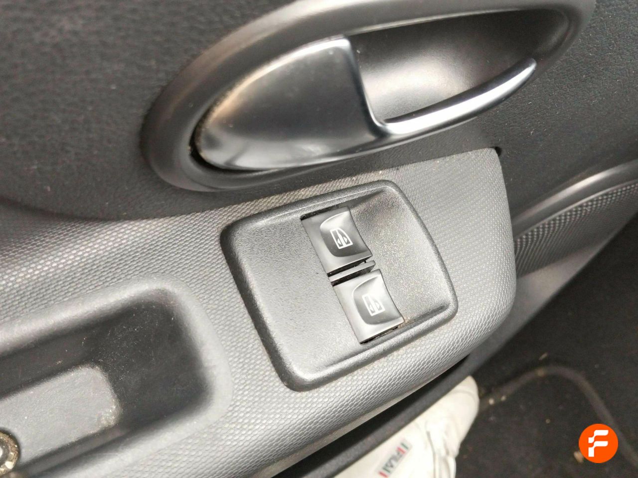 Foto Dacia Sandero 32