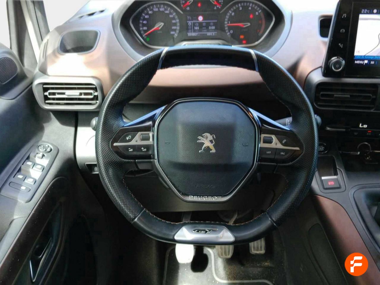 Foto Peugeot Rifter 11