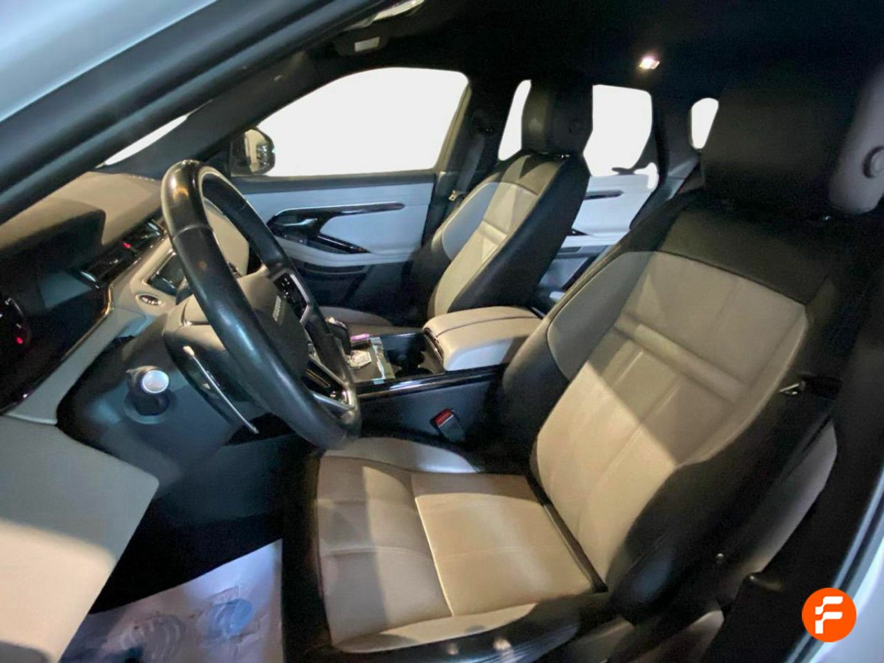 Foto Land-Rover Range Rover Evoque 11