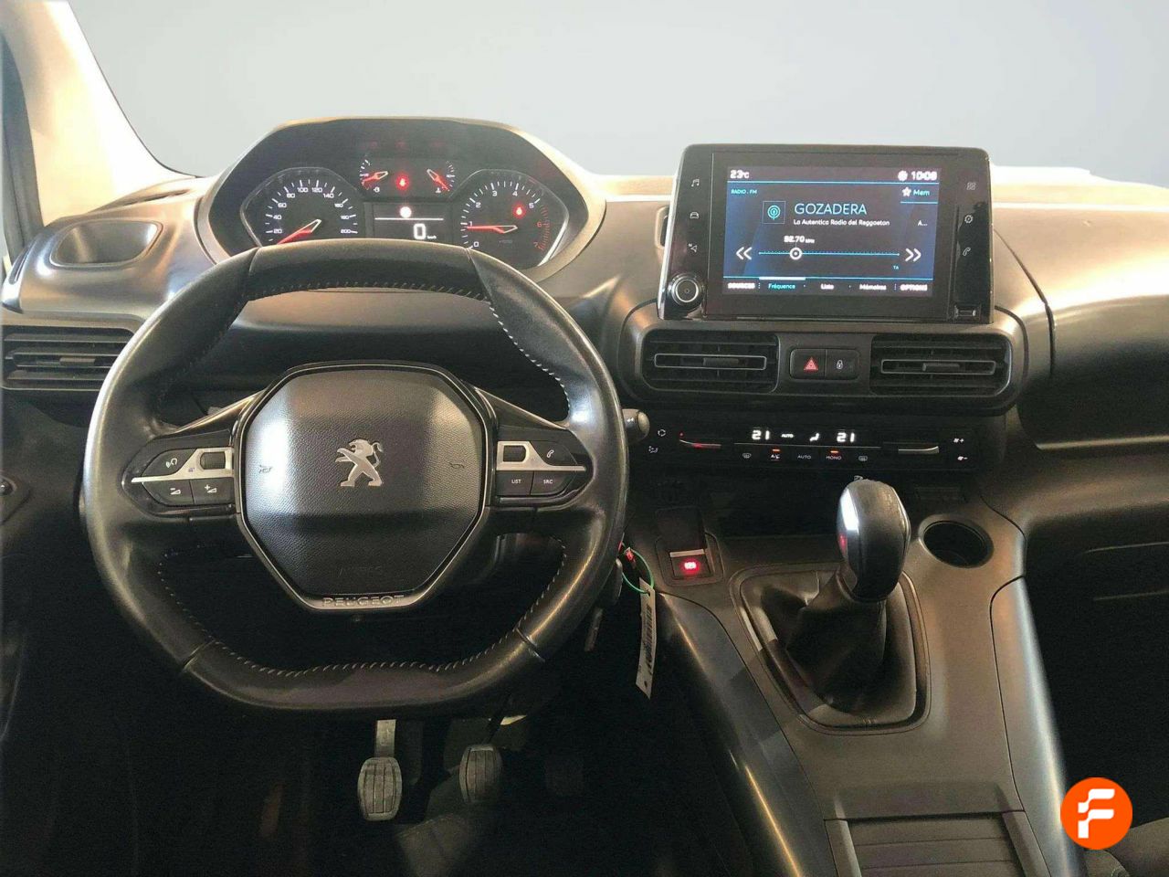 Foto Peugeot Rifter 9