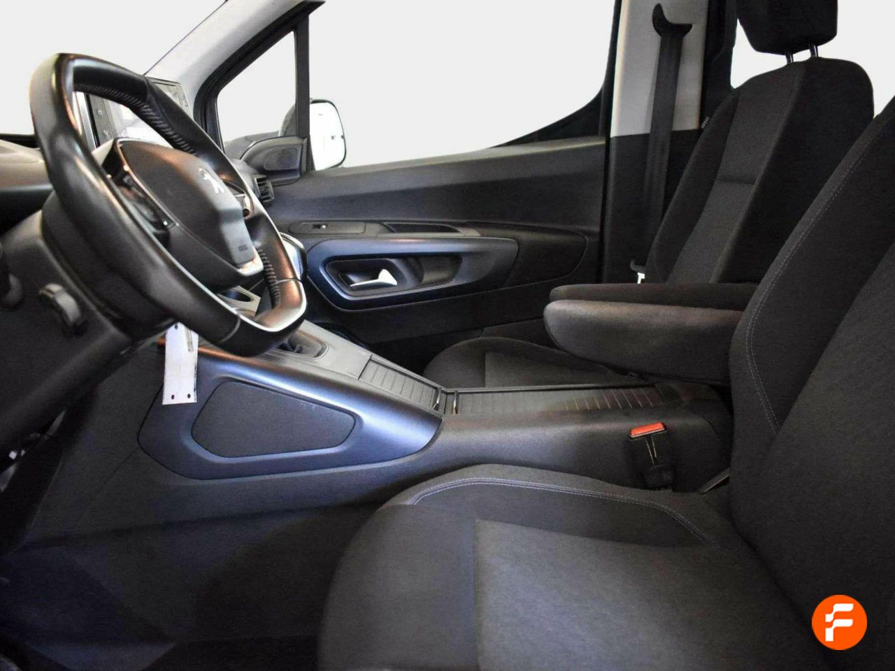 Foto Peugeot Rifter 9