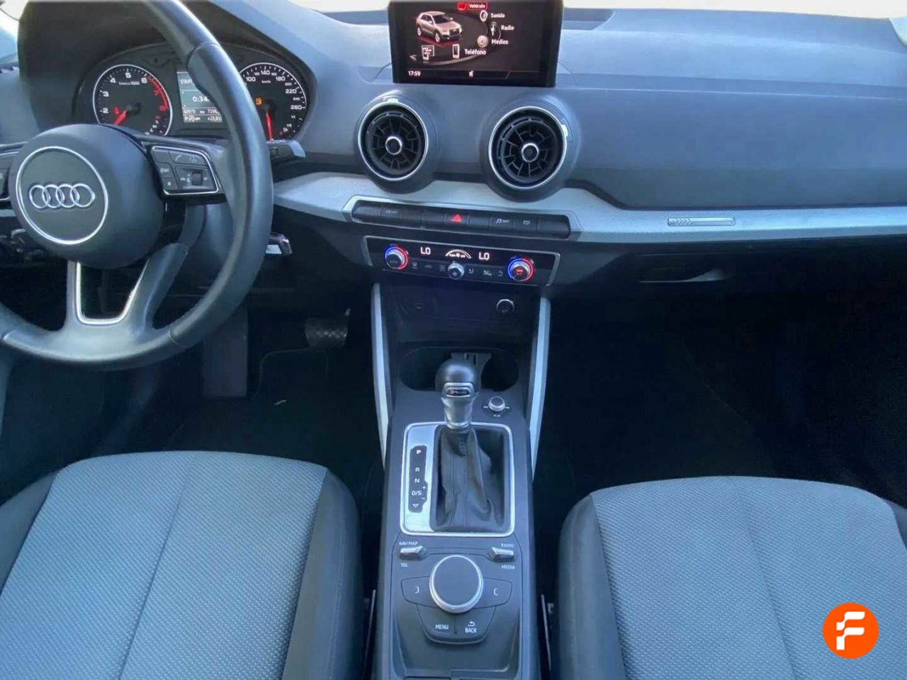 Foto Audi Q2 11