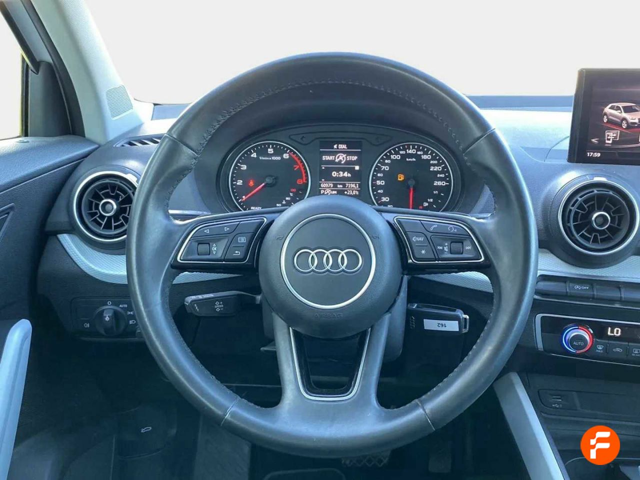Foto Audi Q2 12