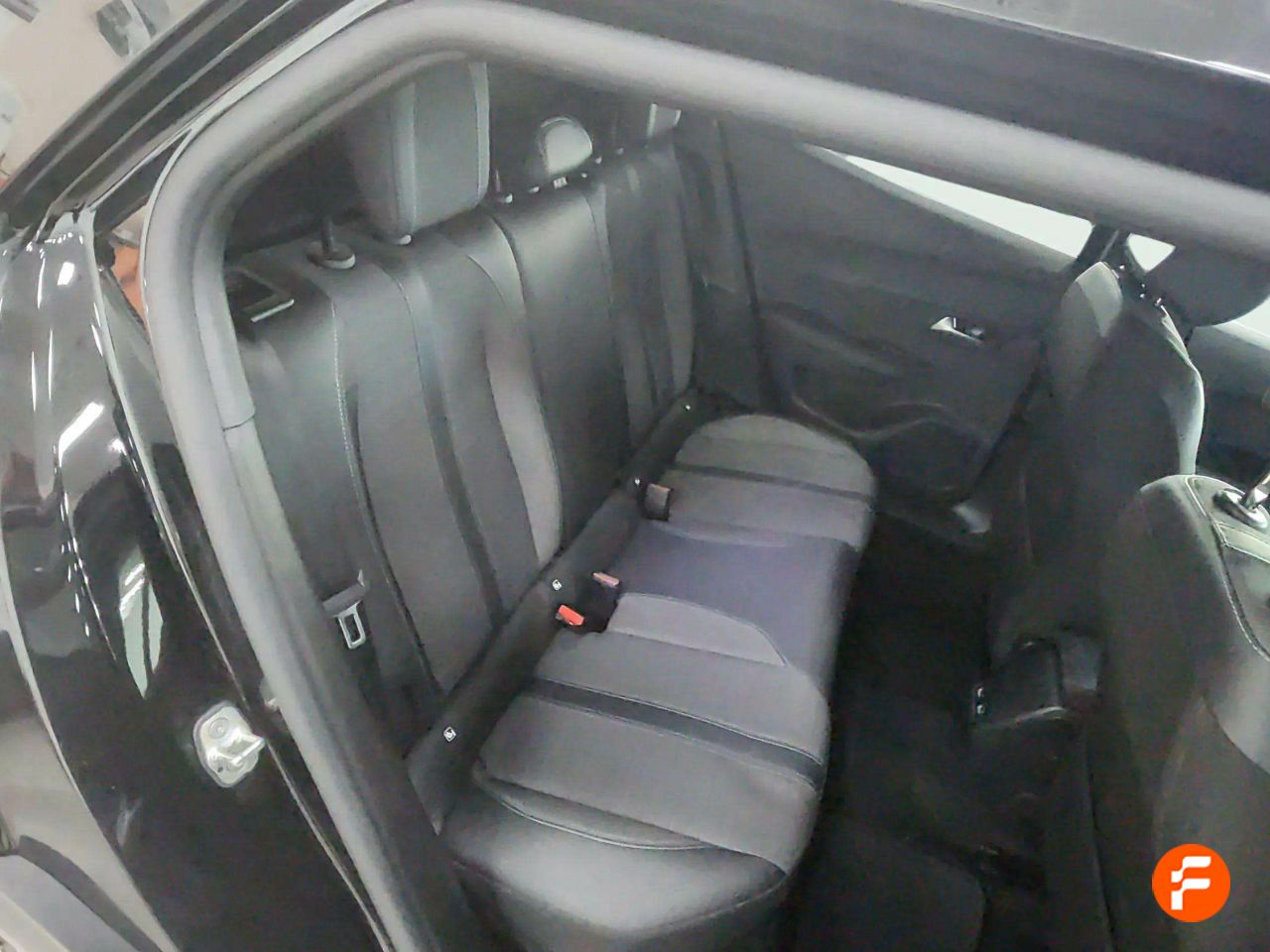Foto Peugeot 2008 12